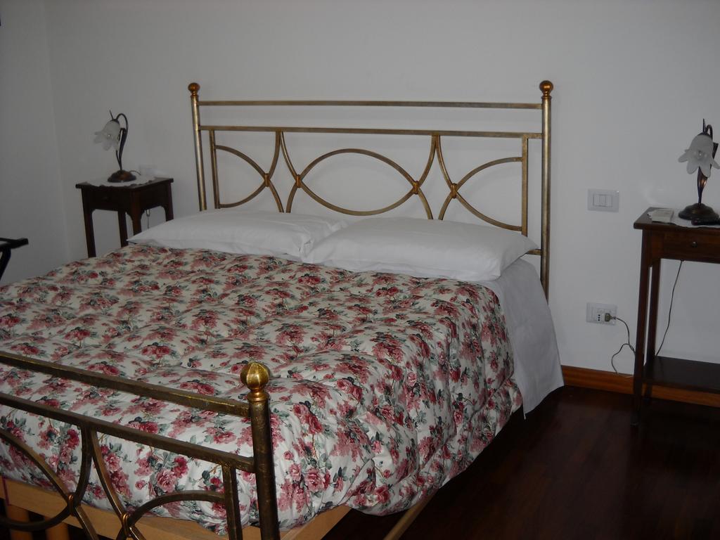 Domomea Hotell Quartu SantʼElena Rom bilde