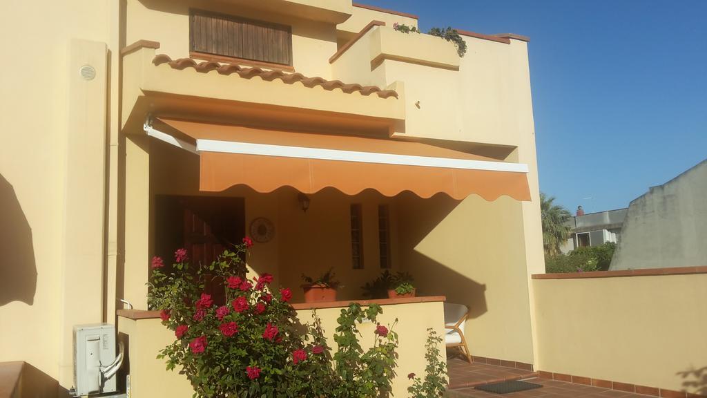 Domomea Hotell Quartu SantʼElena Eksteriør bilde