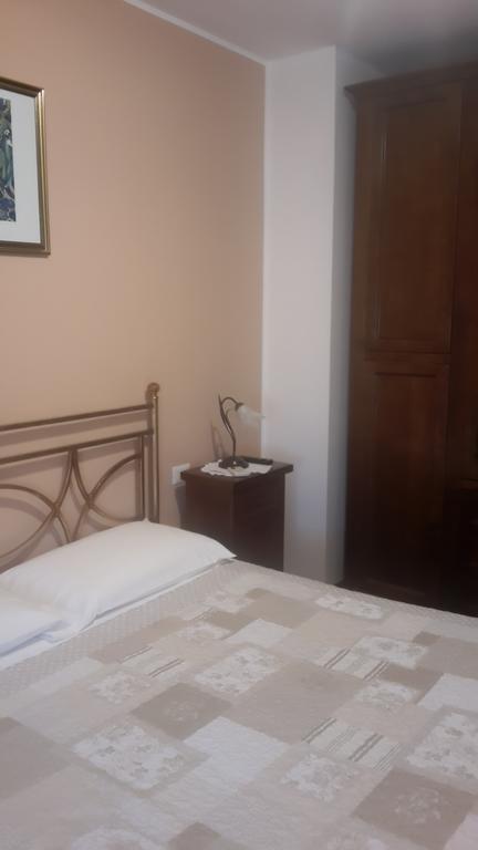 Domomea Hotell Quartu SantʼElena Eksteriør bilde