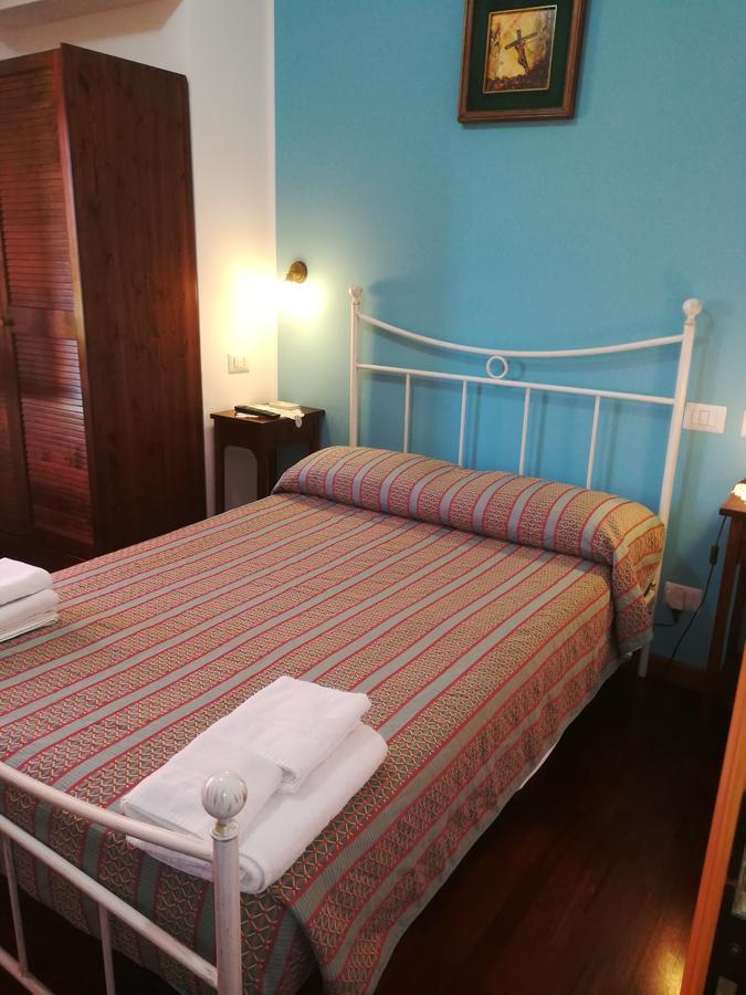 Domomea Hotell Quartu SantʼElena Eksteriør bilde