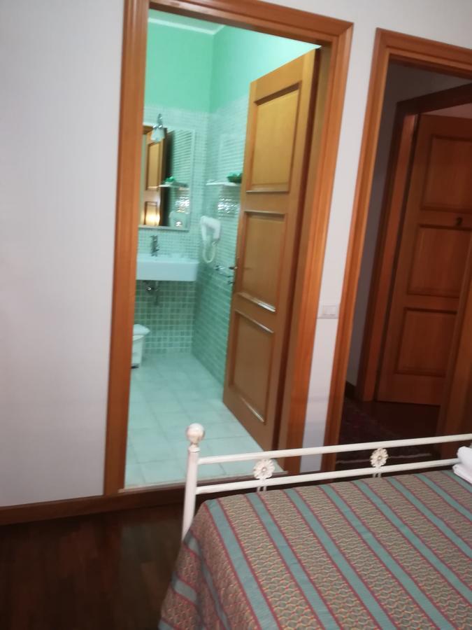 Domomea Hotell Quartu SantʼElena Eksteriør bilde